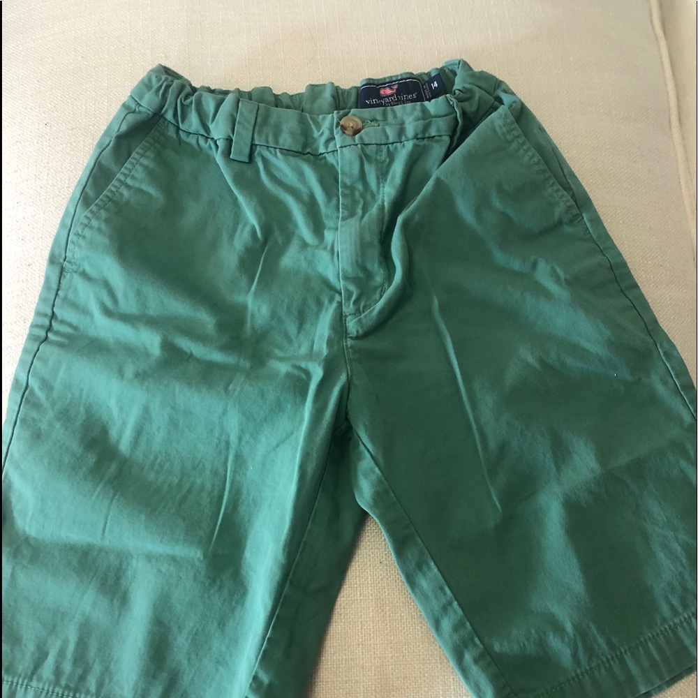 Vineyard Vines boys shorts